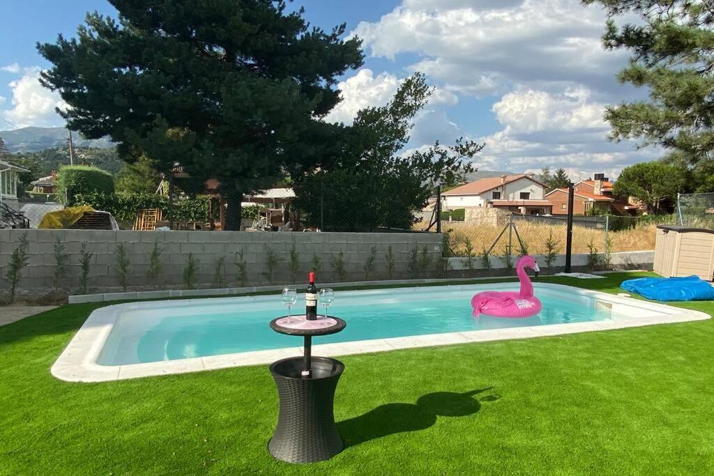 Charming Apartment In Becerril De La Sierra Bagian luar foto