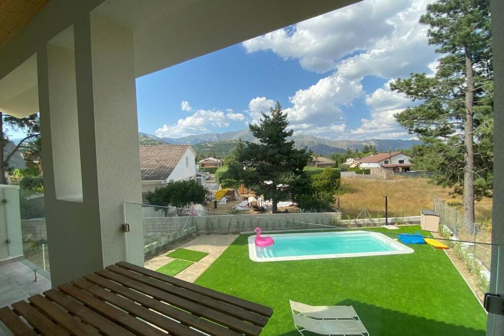 Charming Apartment In Becerril De La Sierra Bagian luar foto