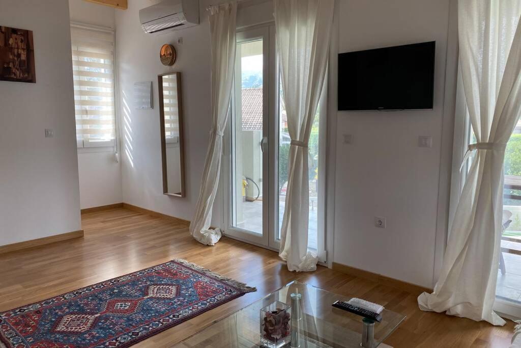 Charming Apartment In Becerril De La Sierra Bagian luar foto